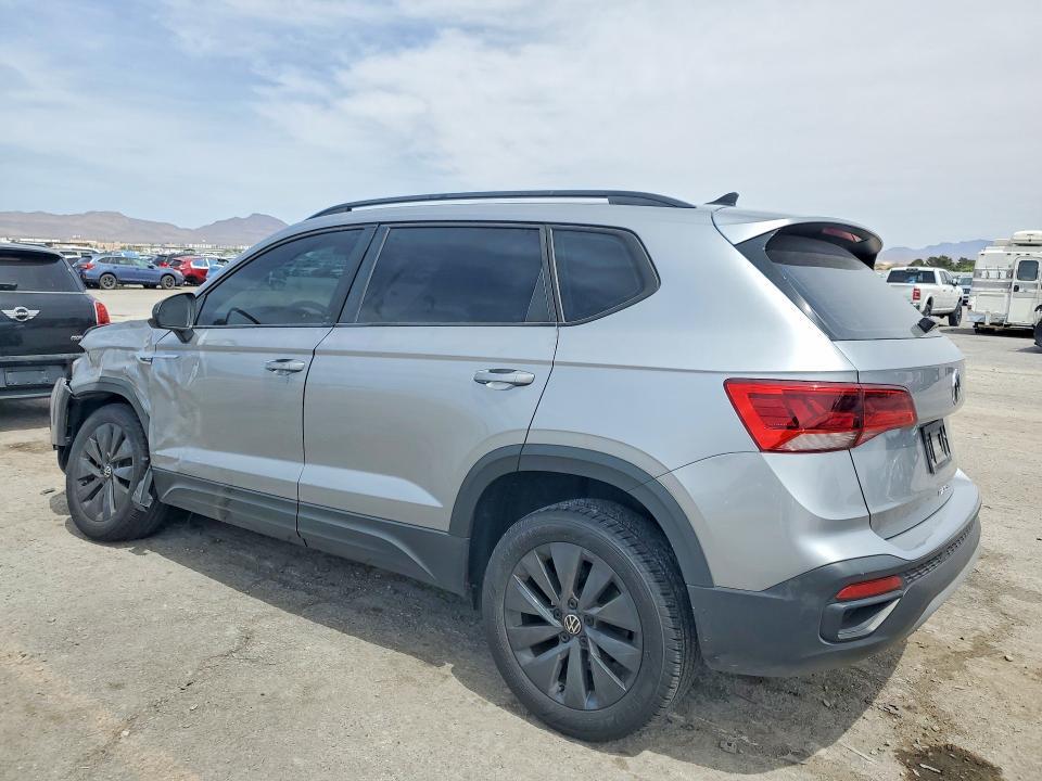 2023 VOLKSWAGEN TAOS S — Фото 2 из 13