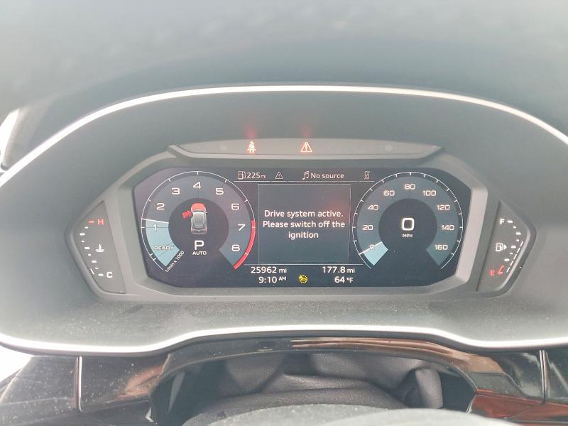 WA1EECF33R1121049 2024 AUDI Q3 photo no. 9