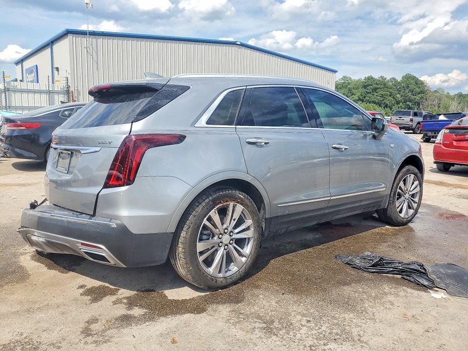 2024 CADILLAC XT5 PREMIUM LUXURY — Фото 3 из 13