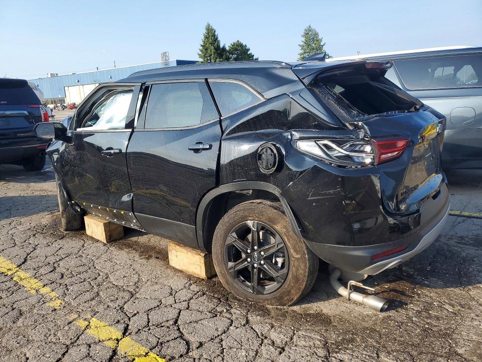 2024 CHEVROLET BLAZER 2LT — Фото 2 из 12
