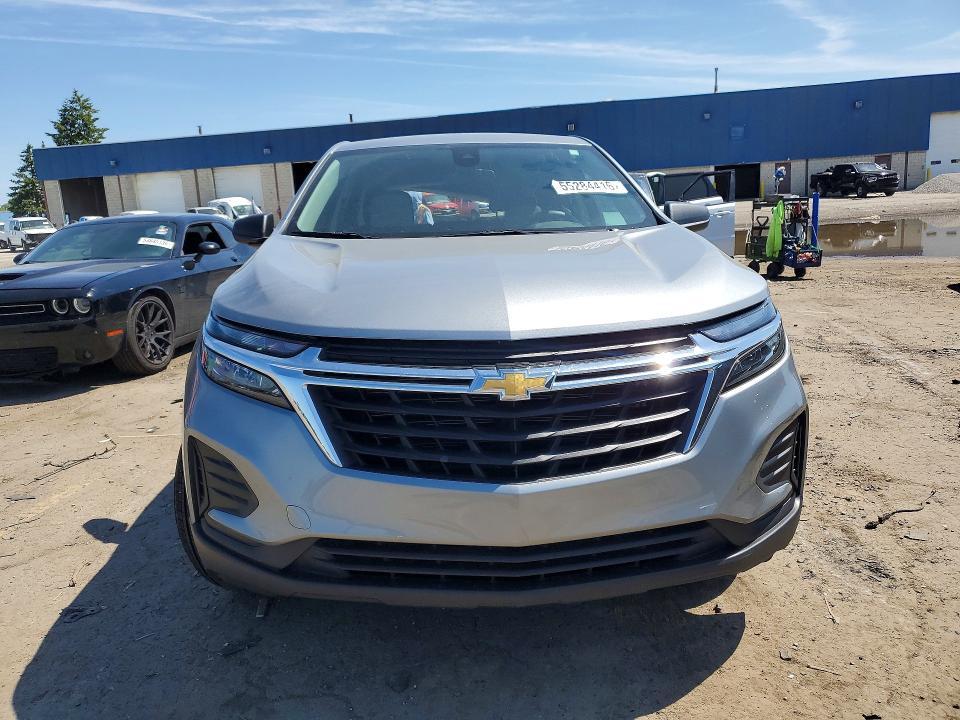 2024 CHEVROLET EQUINOX LS — Фото 5 из 13