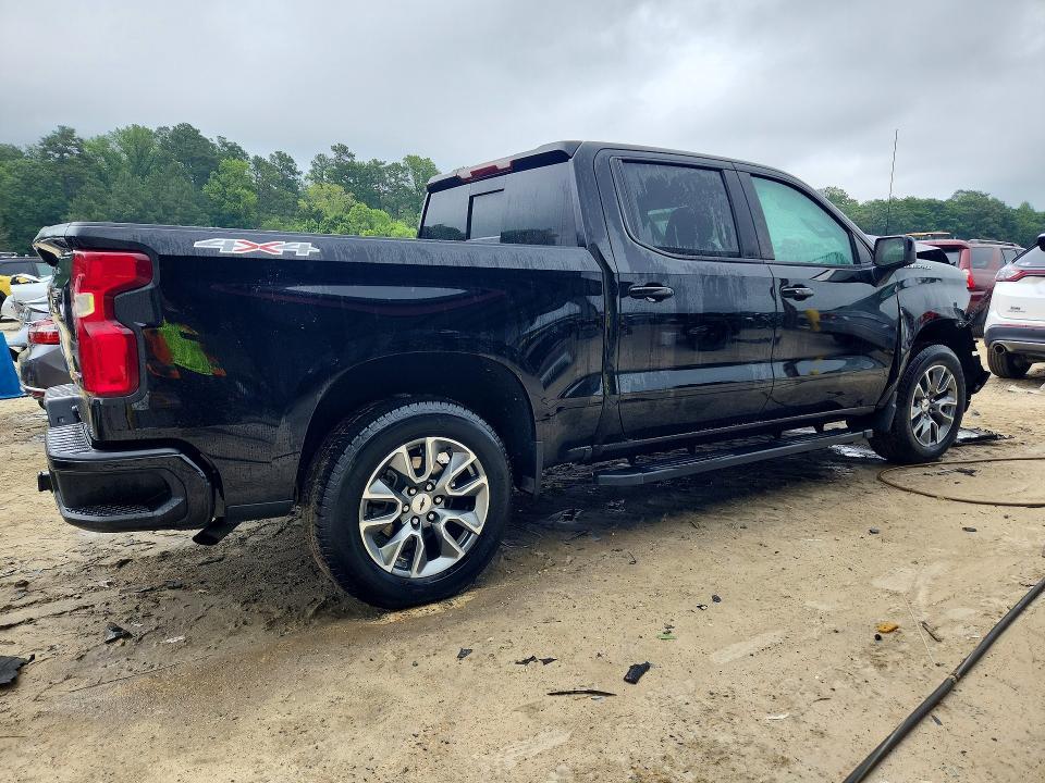 2024 CHEVROLET SILVERADO K1500 RST — Фото 3 из 12