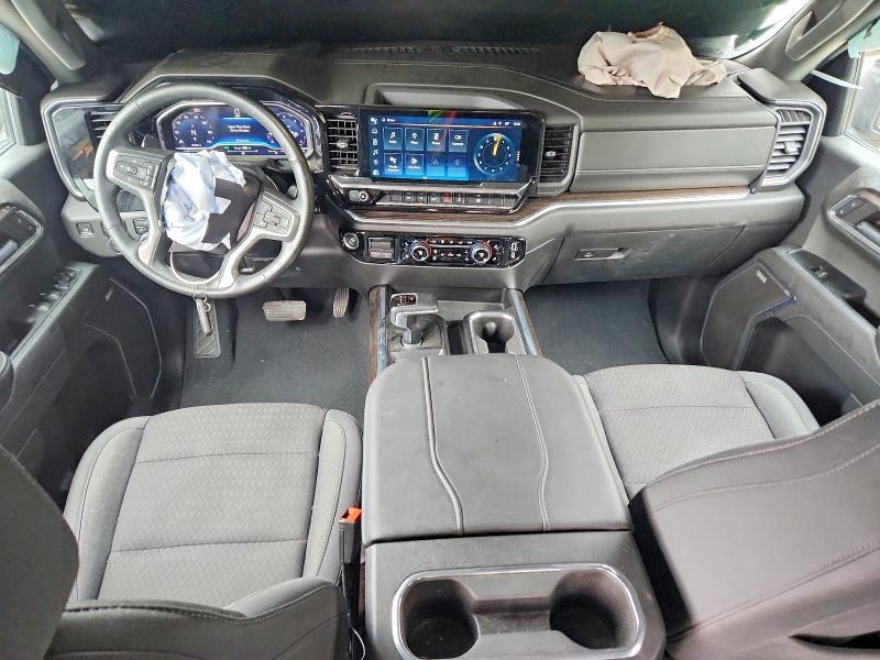 2024 CHEVROLET SILVERADO K1500 RST — Фото 8 из 12