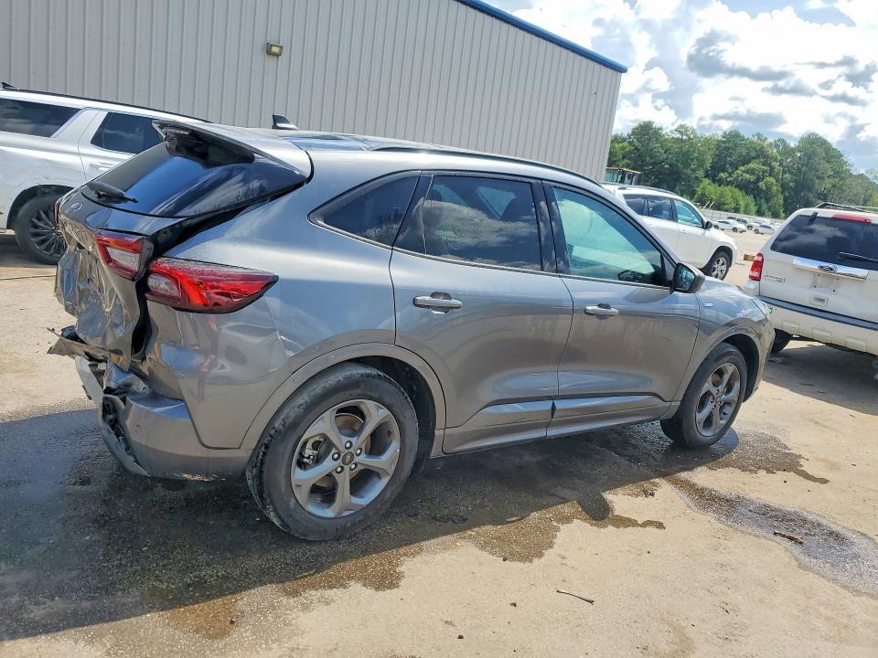 2024 FORD ESCAPE ST LINE — Фото 3 из 13