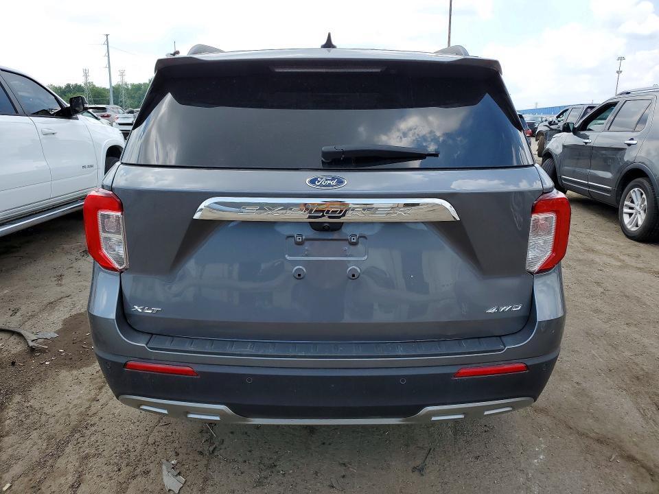 2024 FORD EXPLORER XLT — Фото 6 из 13
