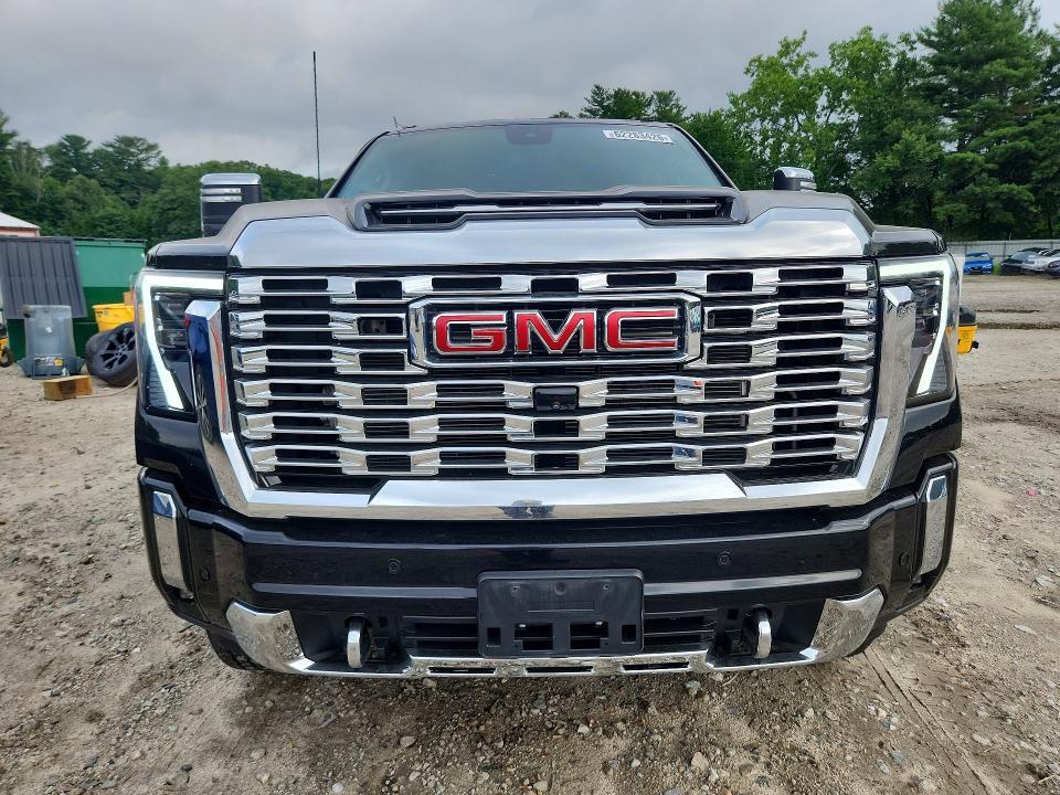2024 GMC SIERRA K2500 DENALI — Фото 5 из 12