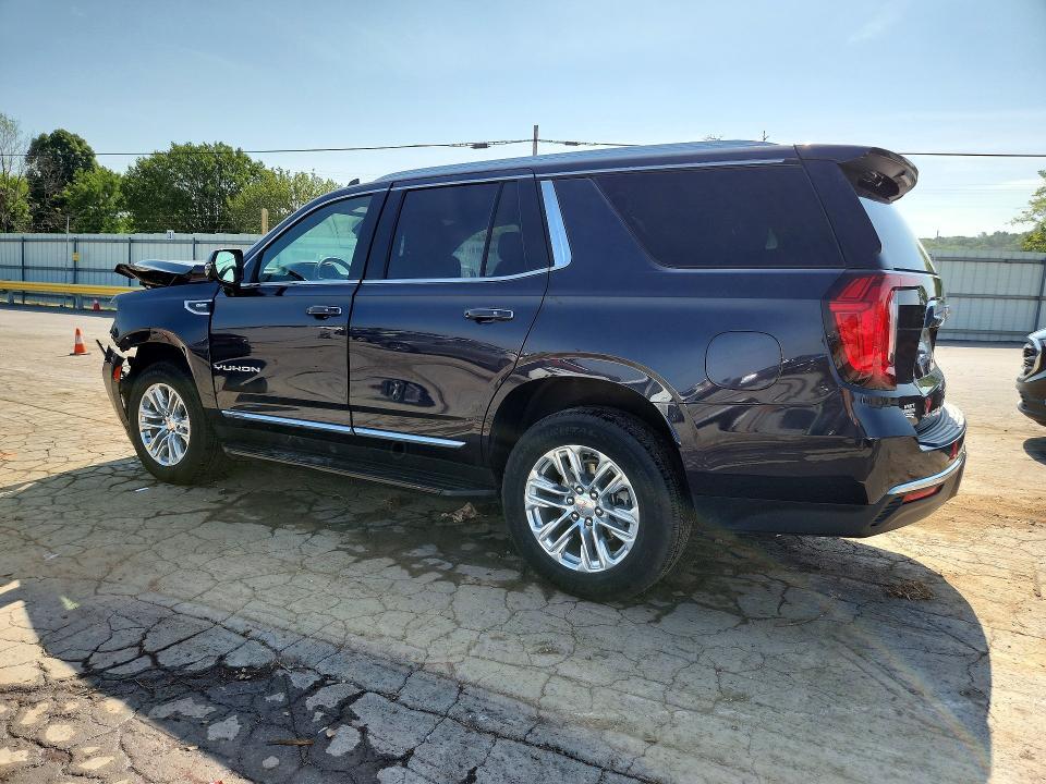 2024 GMC YUKON SLT — Фото 2 из 14