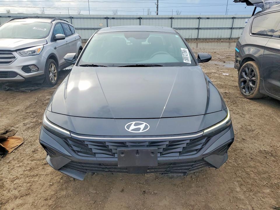 2024 HYUNDAI ELANTRA SEL — Фото 5 из 12