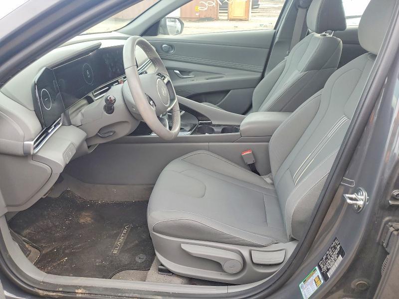 2024 HYUNDAI ELANTRA SEL — Фото 7 из 12