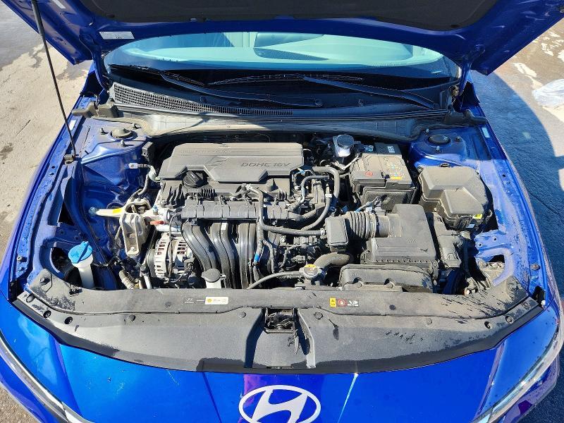 2024 HYUNDAI ELANTRA SEL — Фото 11 из 13