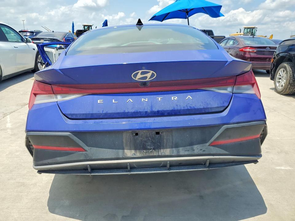2024 HYUNDAI ELANTRA SEL — Фото 6 из 13