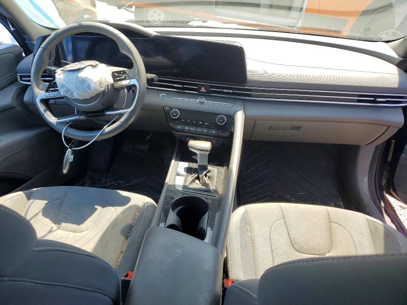 2024 HYUNDAI ELANTRA SEL — Фото 8 из 13