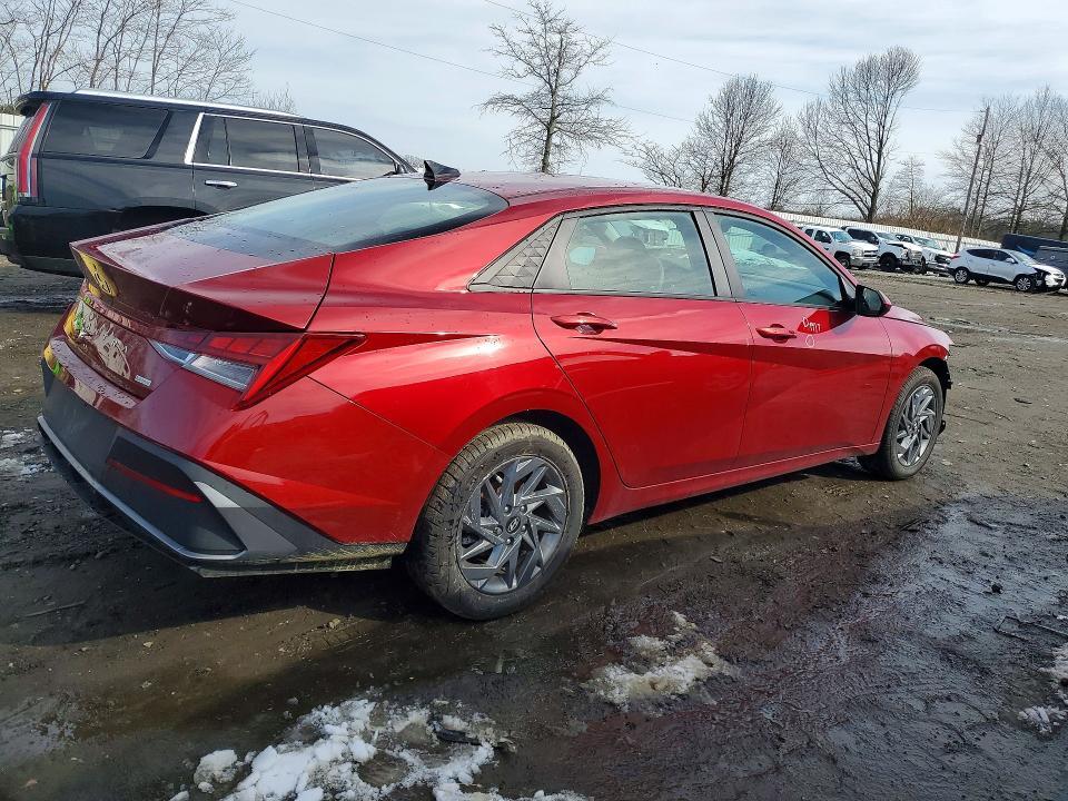 2024 HYUNDAI ELANTRA HYBRID BLUE — Фото 3 из 13