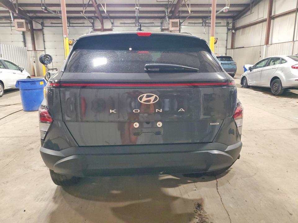 2024 HYUNDAI KONA SEL — Фото 6 из 13