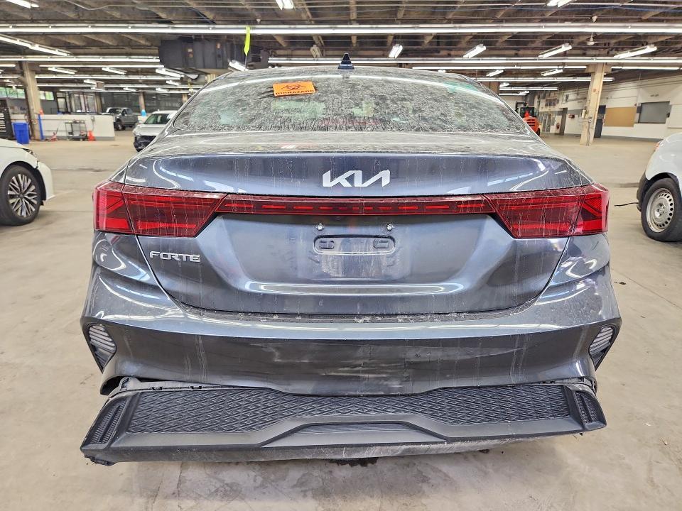 2024 KIA FORTE LXS — Фото 6 из 12