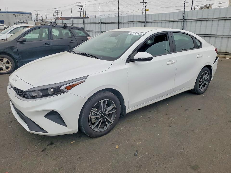 2024 KIA FORTE