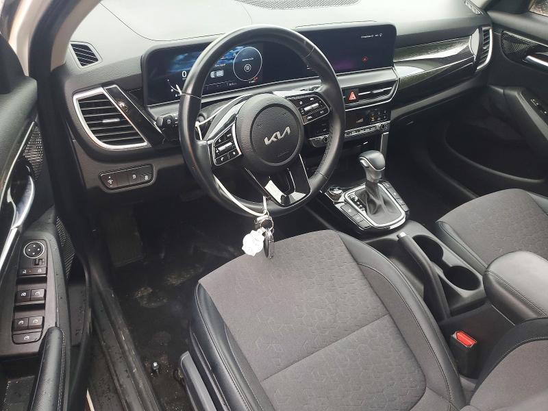 2024 KIA SELTOS S — Фото 8 из 13
