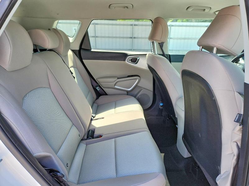 2024 KIA SOUL LX — Фото 10 из 12