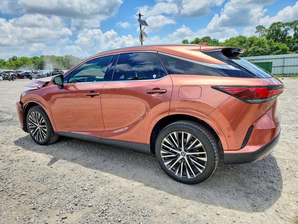 2024 LEXUS RX 350 4D — Фото 2 из 13