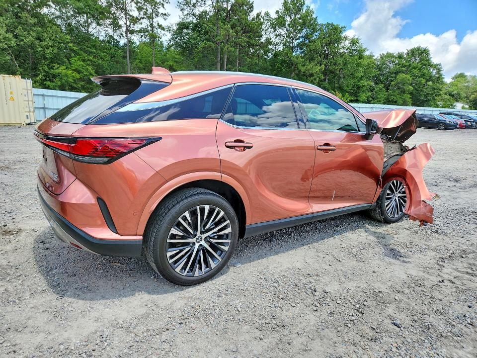 2024 LEXUS RX 350 4D — Фото 3 из 13