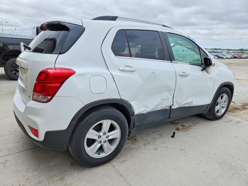2017 CHEVROLET TRAX 1LT — Фото 3 из 12