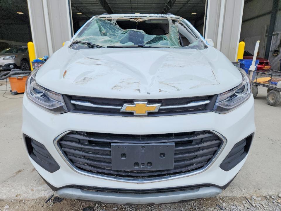 2017 CHEVROLET TRAX 1LT — Фото 5 из 12
