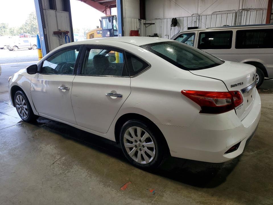 2017 NISSAN SENTRA SV — Фото 2 из 12