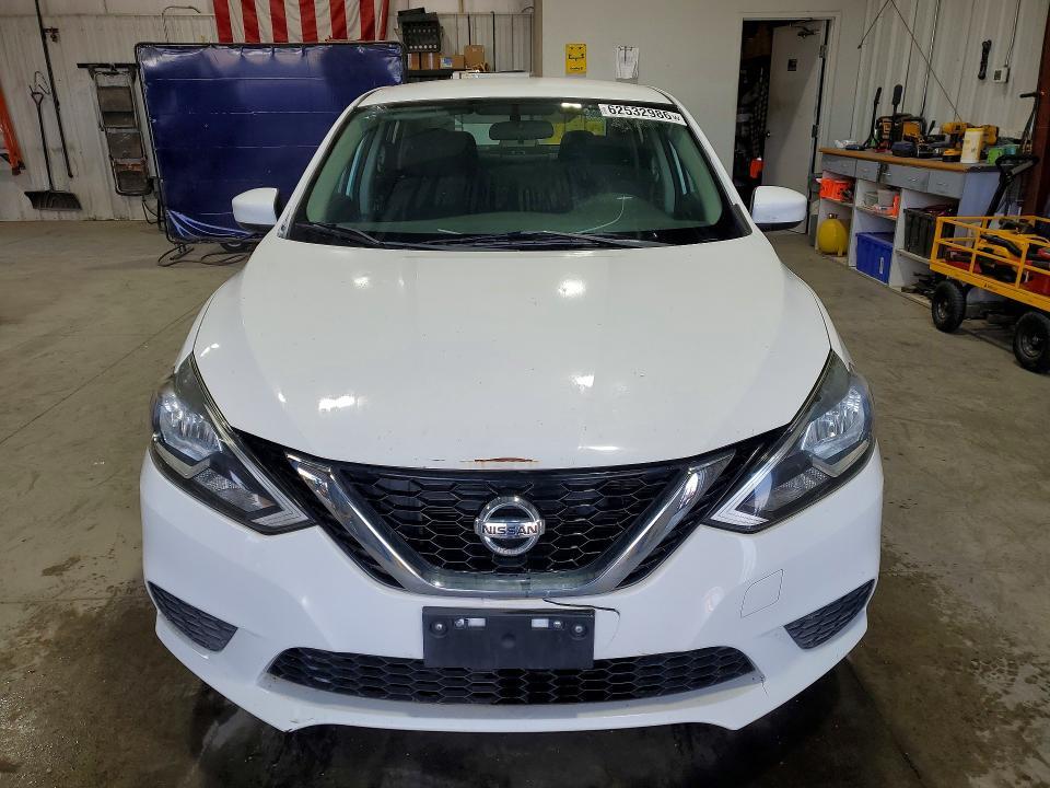 2017 NISSAN SENTRA SV — Фото 5 из 12