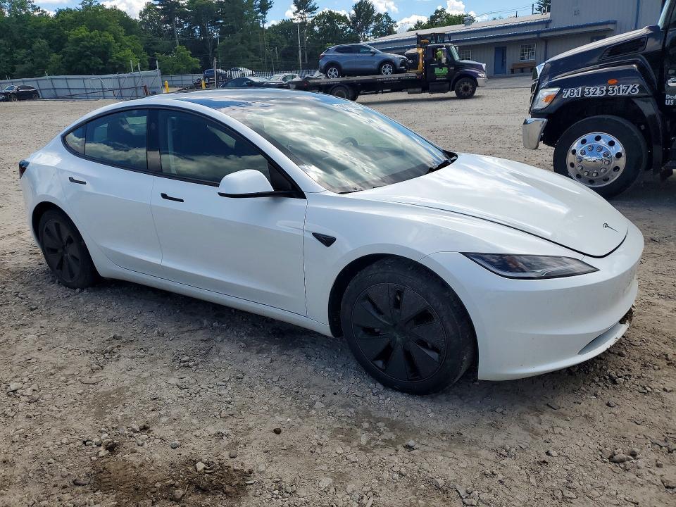 2024 TESLA MODEL 3 — Фото 4 из 12