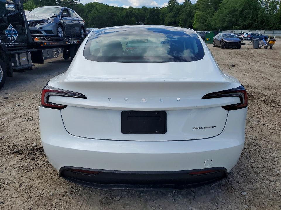 2024 TESLA MODEL 3 — Фото 6 из 12
