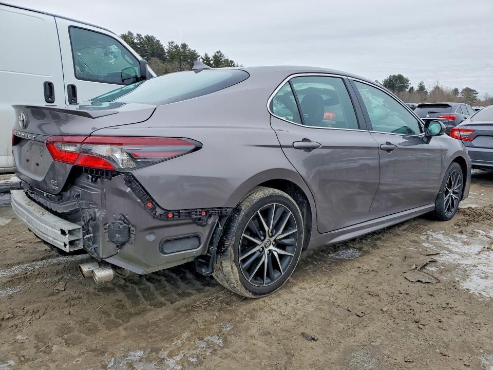 2024 TOYOTA CAMRY SE NIGHT SHADE — Фото 3 из 12