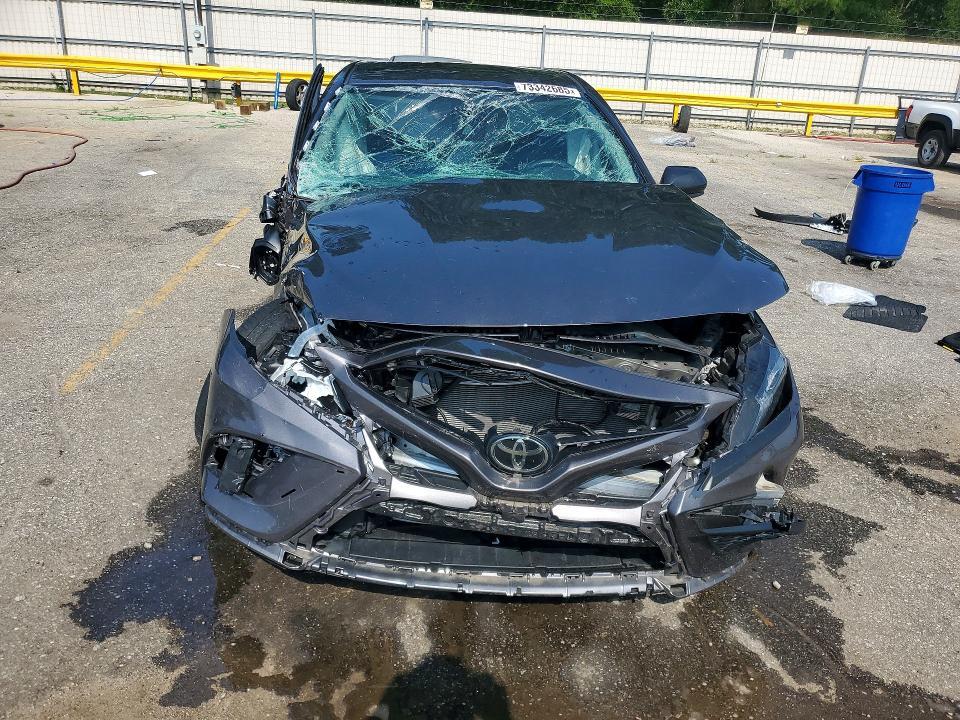 2024 TOYOTA CAMRY SE — Фото 5 из 12
