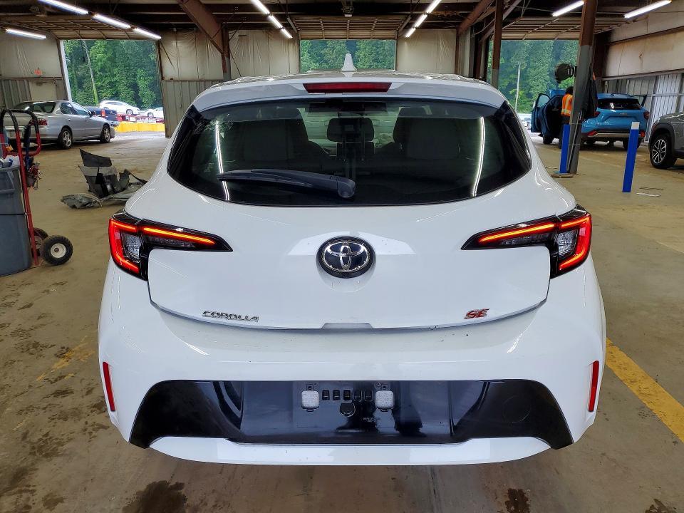 2024 TOYOTA COROLLA HATCHBACK SE — Фото 6 из 12