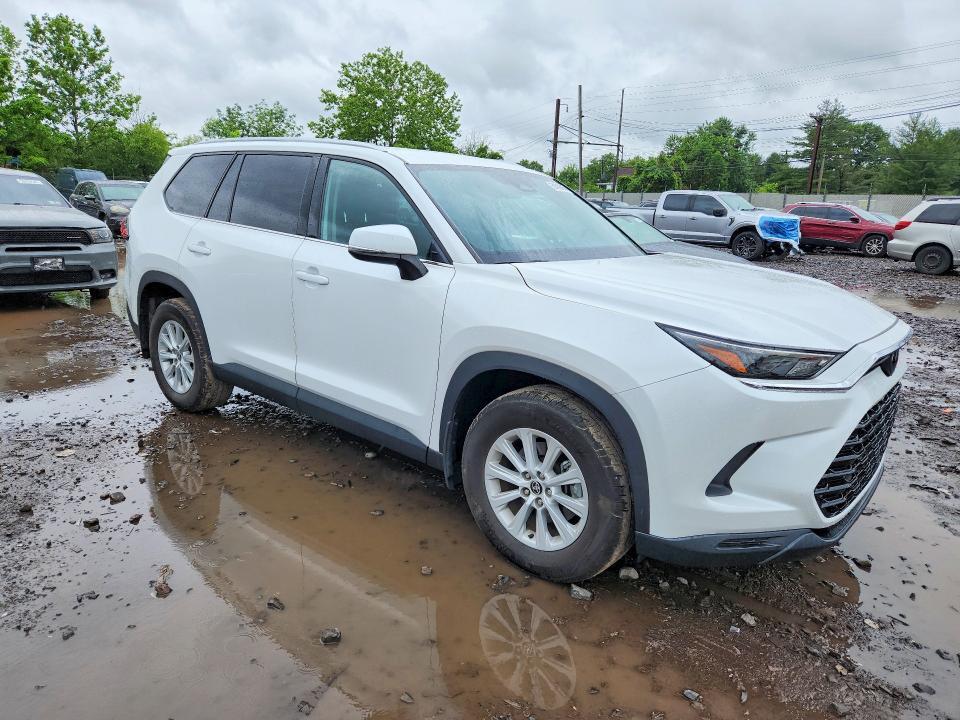2024 TOYOTA GRAND HIGHLANDER XLE — Фото 4 из 13
