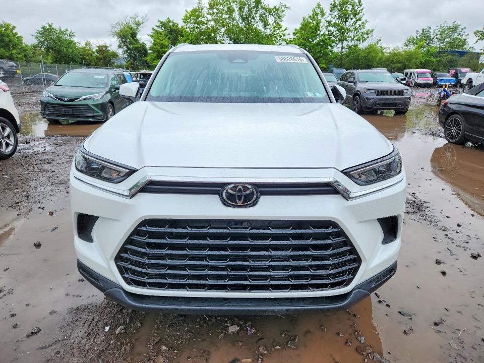 2024 TOYOTA GRAND HIGHLANDER XLE — Фото 5 из 13
