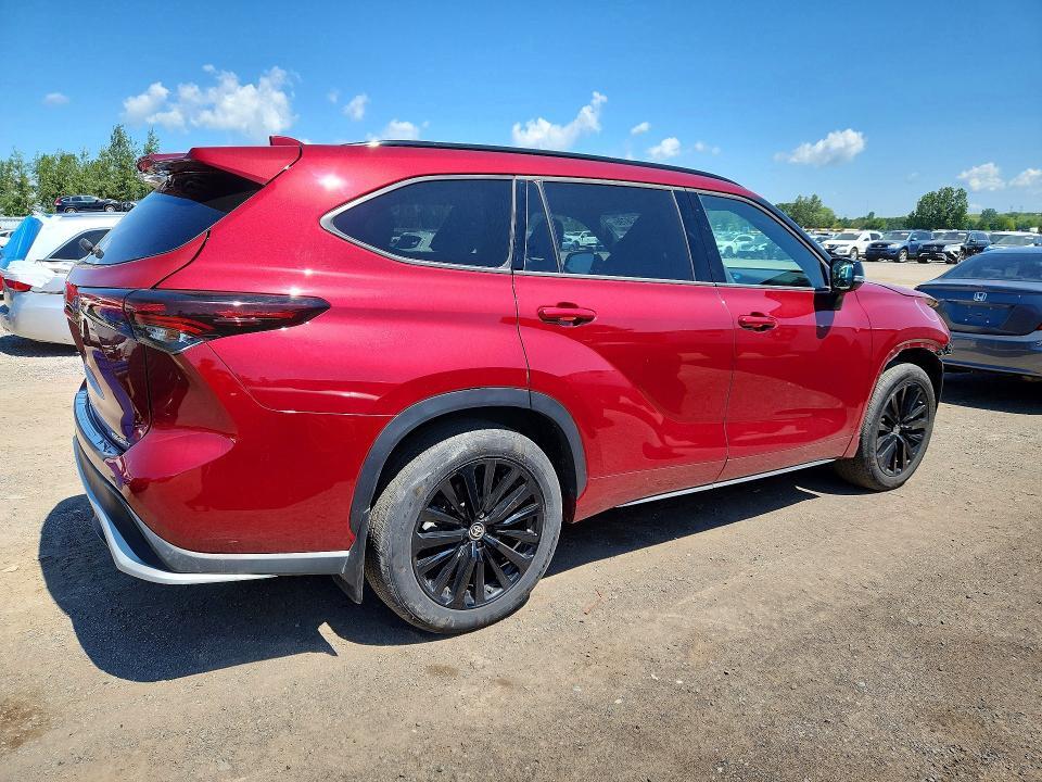 2024 TOYOTA HIGHLANDER LE — Фото 3 из 13