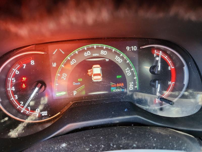 2024 TOYOTA RAV4 XLE — Фото 9 из 14