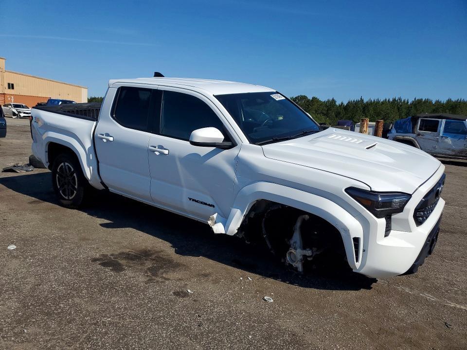 2024 TOYOTA TACOMA TRD SPORT — Фото 4 из 13