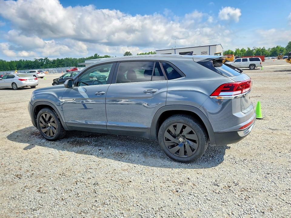 2024 VOLKSWAGEN ATLAS CROSS SPORT SE — Фото 2 из 13