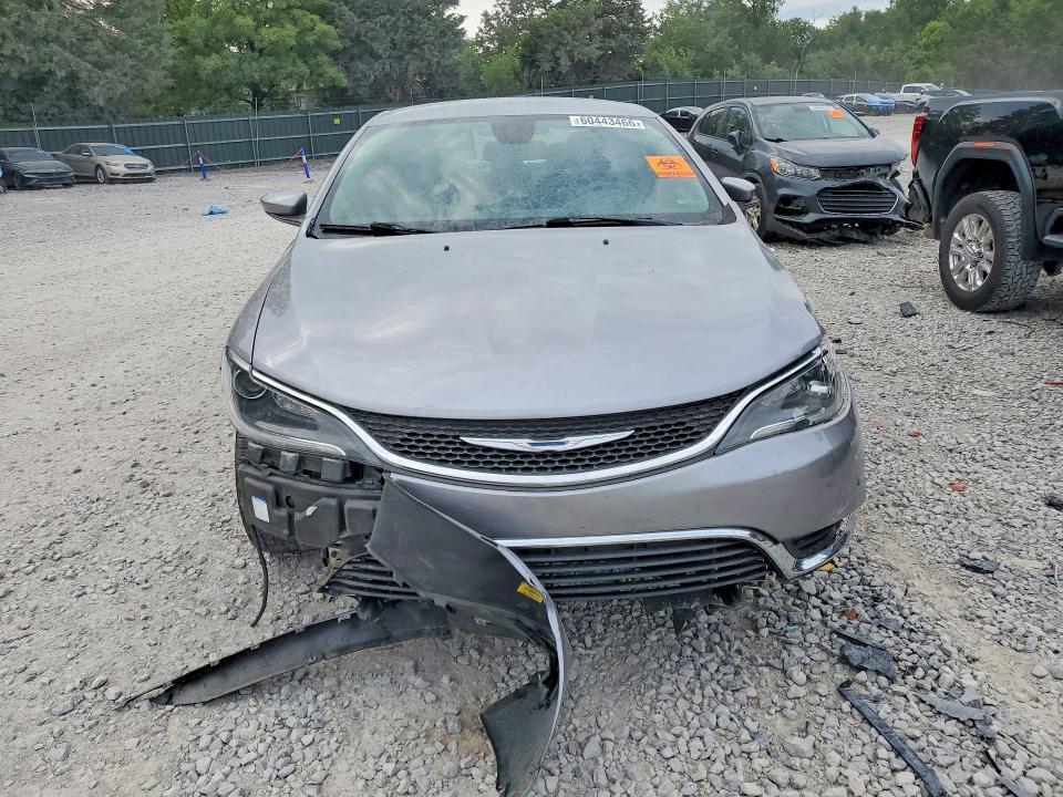 2017 CHRYSLER 200 LIMITED — Фото 5 из 12