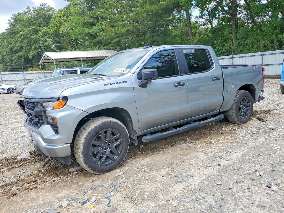 2025 CHEVROLET SILVERADO K1500 CUSTOM