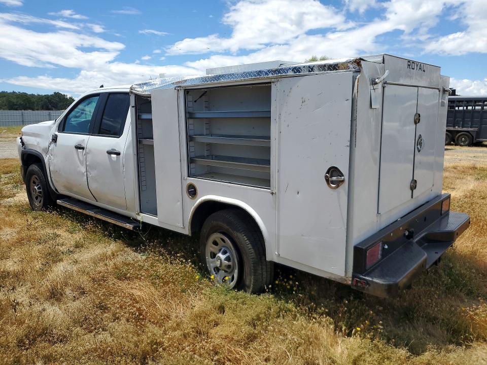 1GB5ARE78SF187067 2025 CHEVROLET SILVERADO photo no. 2