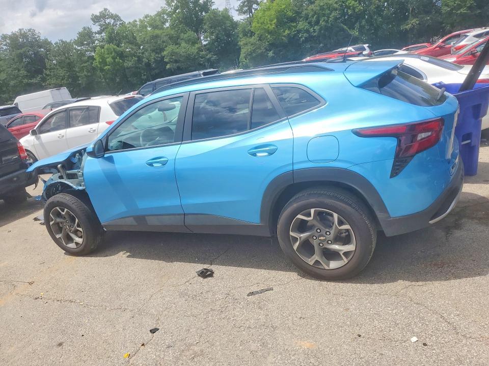 2025 CHEVROLET TRAX 1LT — Фото 2 из 14