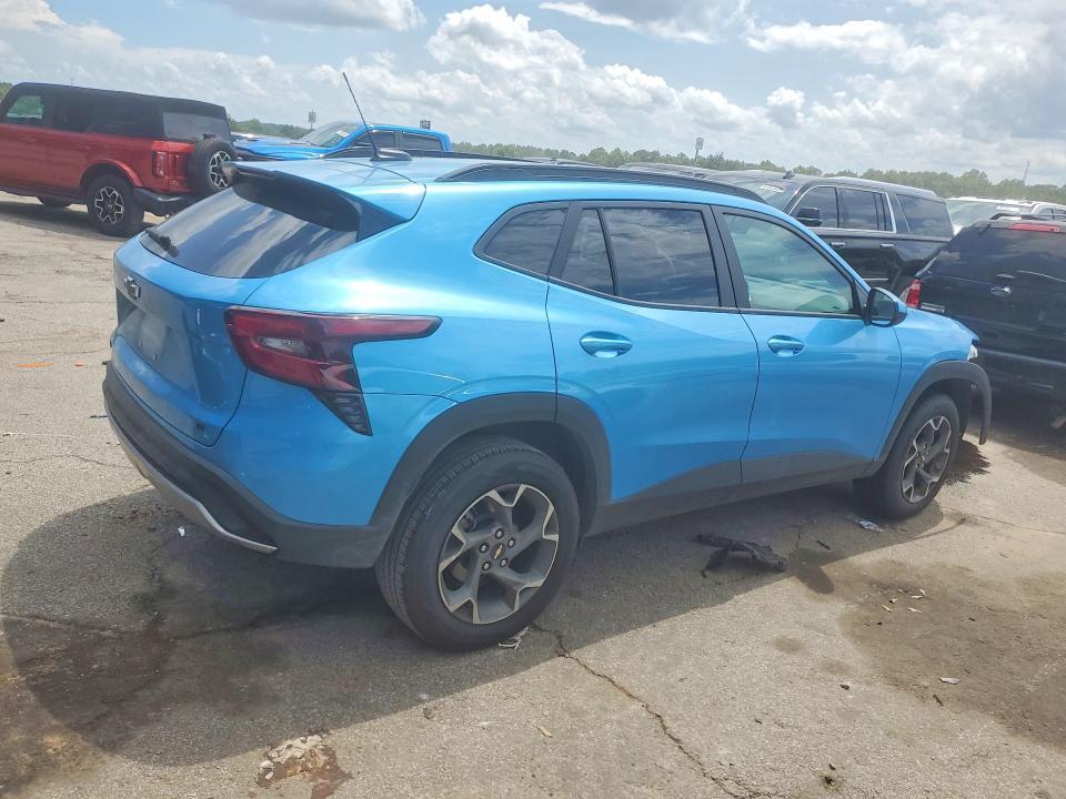 2025 CHEVROLET TRAX 1LT — Фото 3 из 14