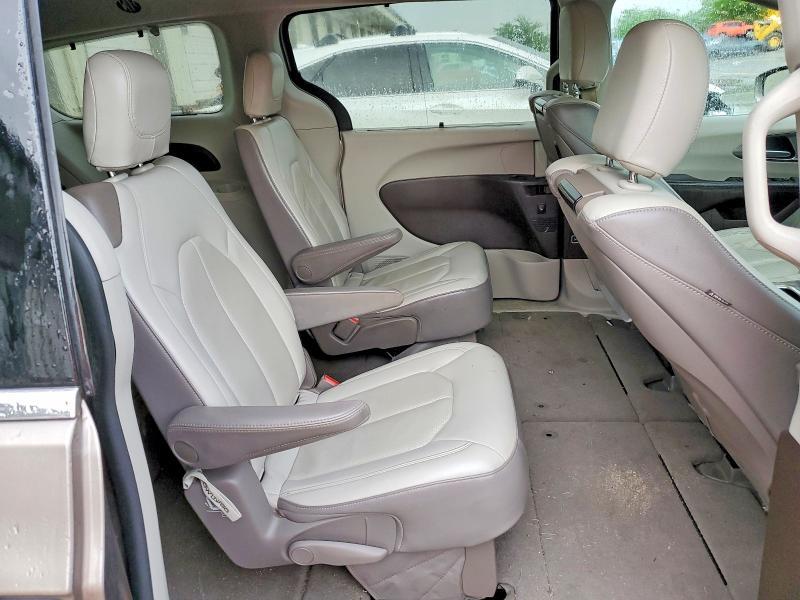 2C4RC1EG7HR768926 2017 CHRYSLER PACIFICA photo no. 11