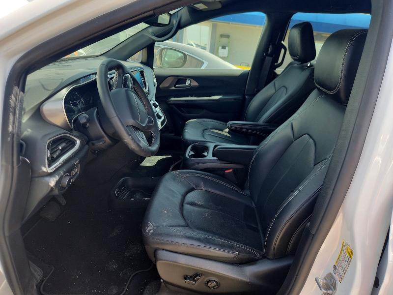 2025 CHRYSLER VOYAGER LX — Фото 7 из 13
