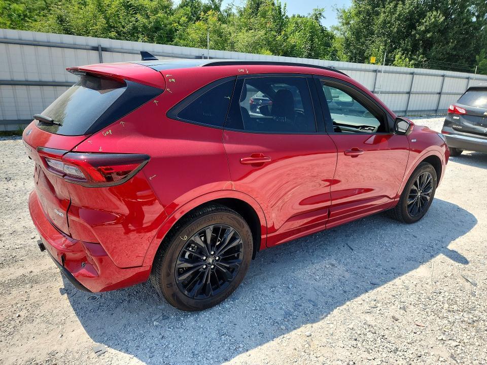 2025 FORD ESCAPE ST LINE ELITE — Фото 3 из 13