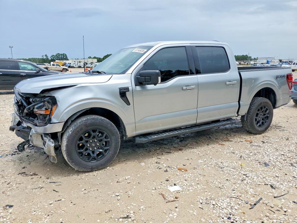 2025 FORD F150
