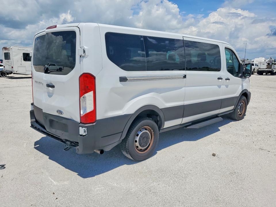 2025 FORD TRANSIT T-350 — Фото 3 из 13