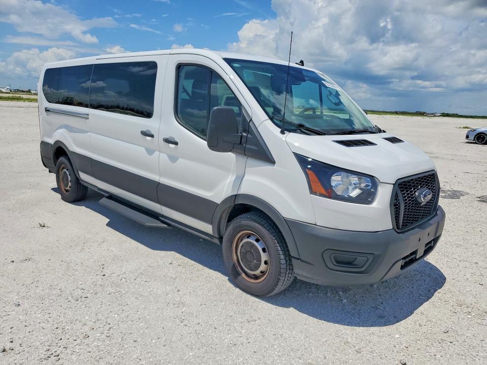 2025 FORD TRANSIT T-350 — Фото 4 из 13